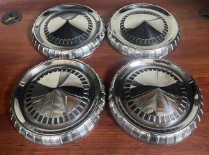 '65-'66 Ford 9-1/2" Dog Dish Hubcap Set